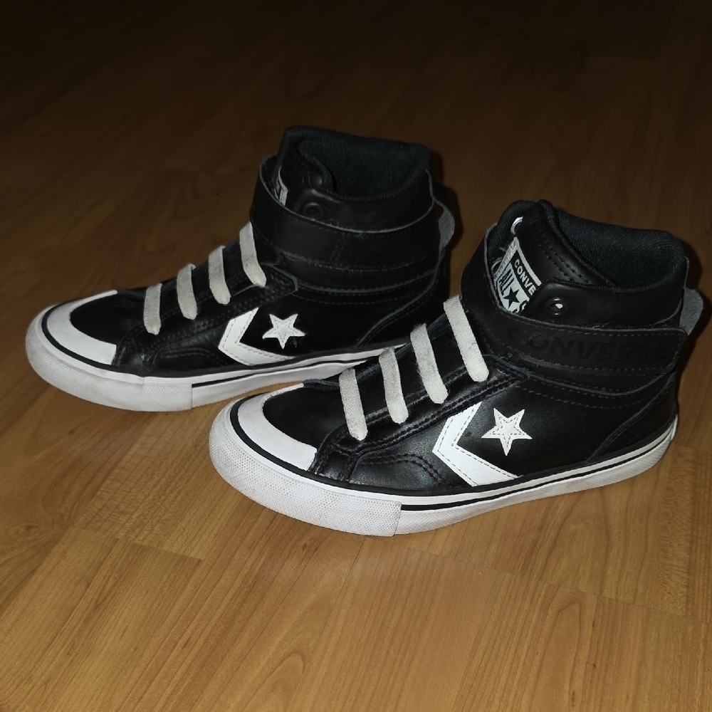 Converse Kids Black and White Star Sneakers - Picture 5 of 8